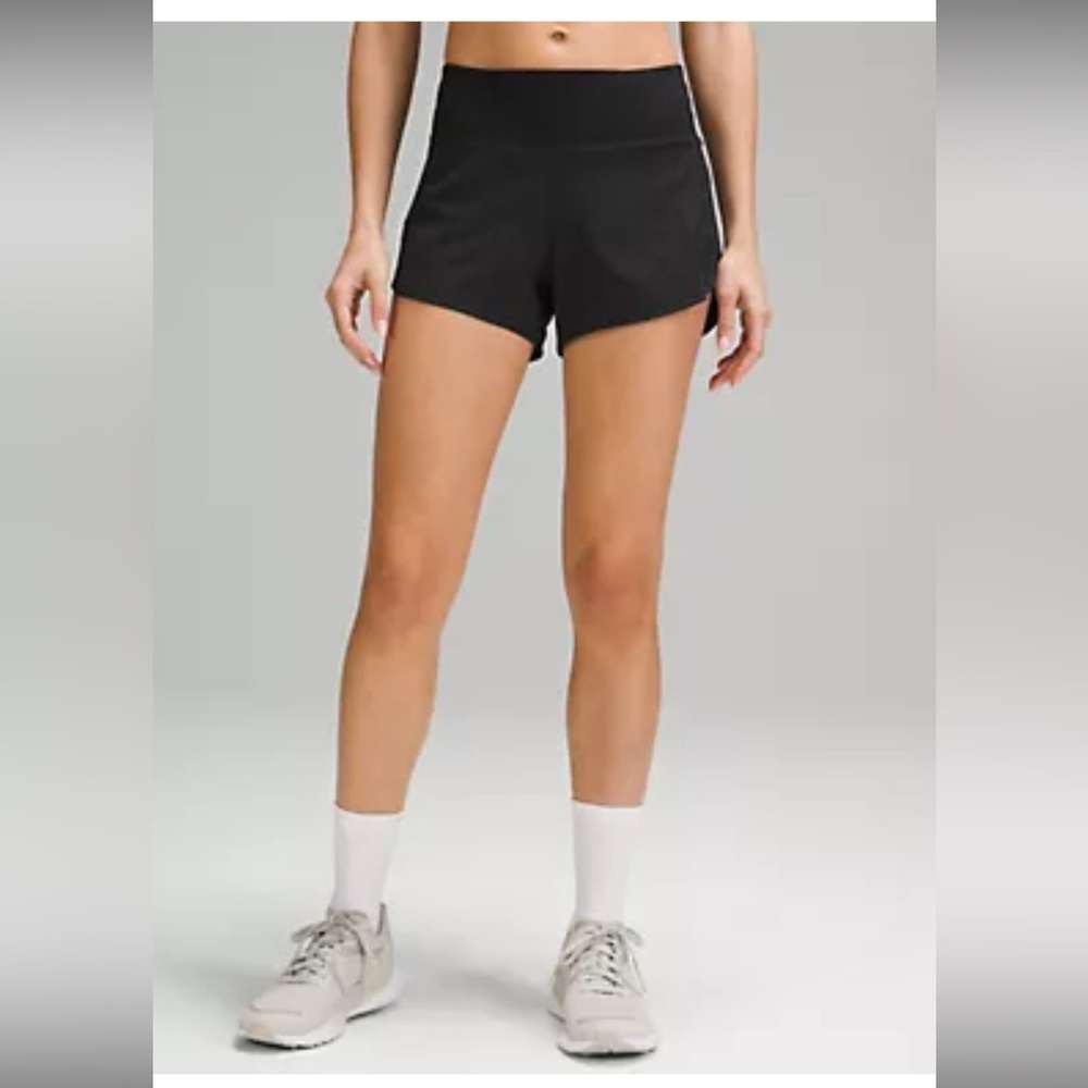 NWT Lululemon Speed Up Mid-Rise Lined Short 4"